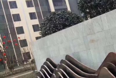 小區(qū)不銹鋼創(chuàng)意假山造型雕塑